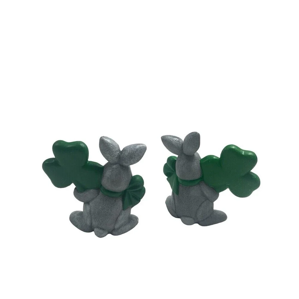 Kiss Me I'm IRISH & THINK GREEN ST PATRICKS DAY Rabbit Figurine Decoration 5.5”